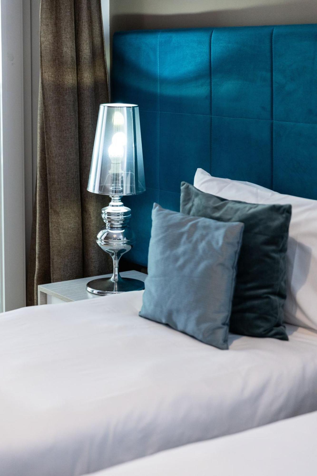 Luxury Seafront 3Br With Pool By Arcobnb Sliema Bagian luar foto