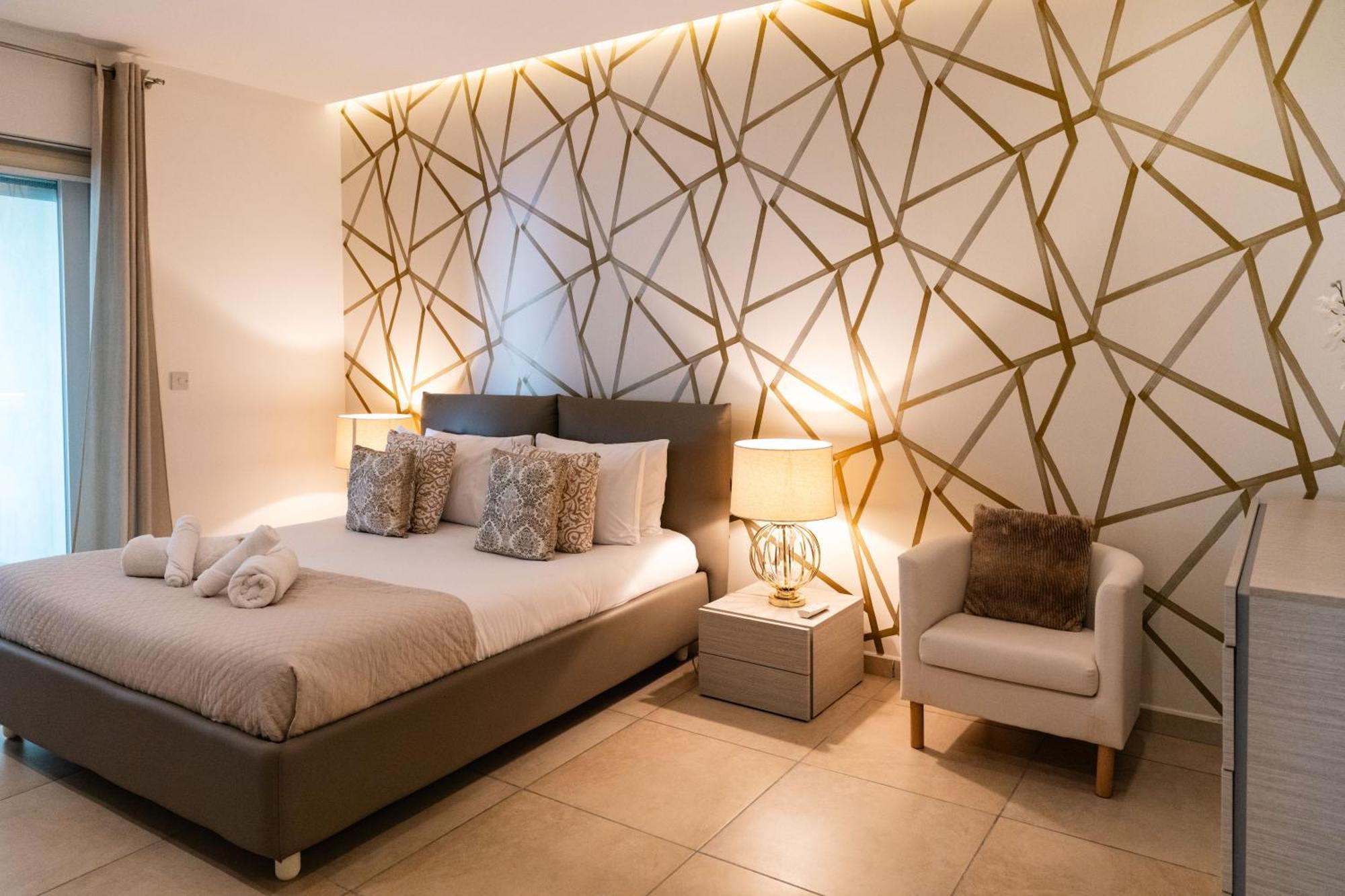Luxury Seafront 3Br With Pool By Arcobnb Sliema Bagian luar foto
