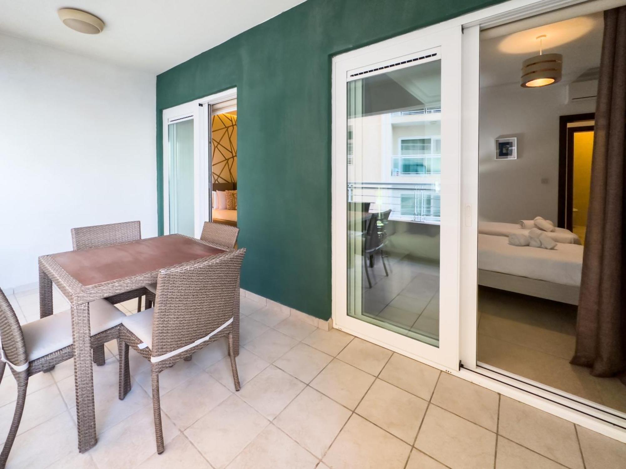 Luxury Seafront 3Br With Pool By Arcobnb Sliema Bagian luar foto