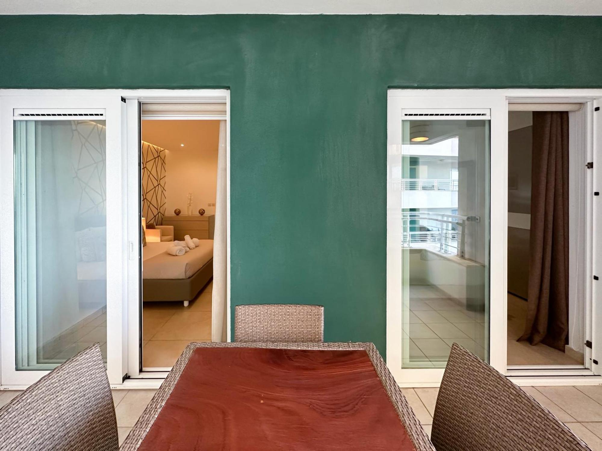 Luxury Seafront 3Br With Pool By Arcobnb Sliema Bagian luar foto