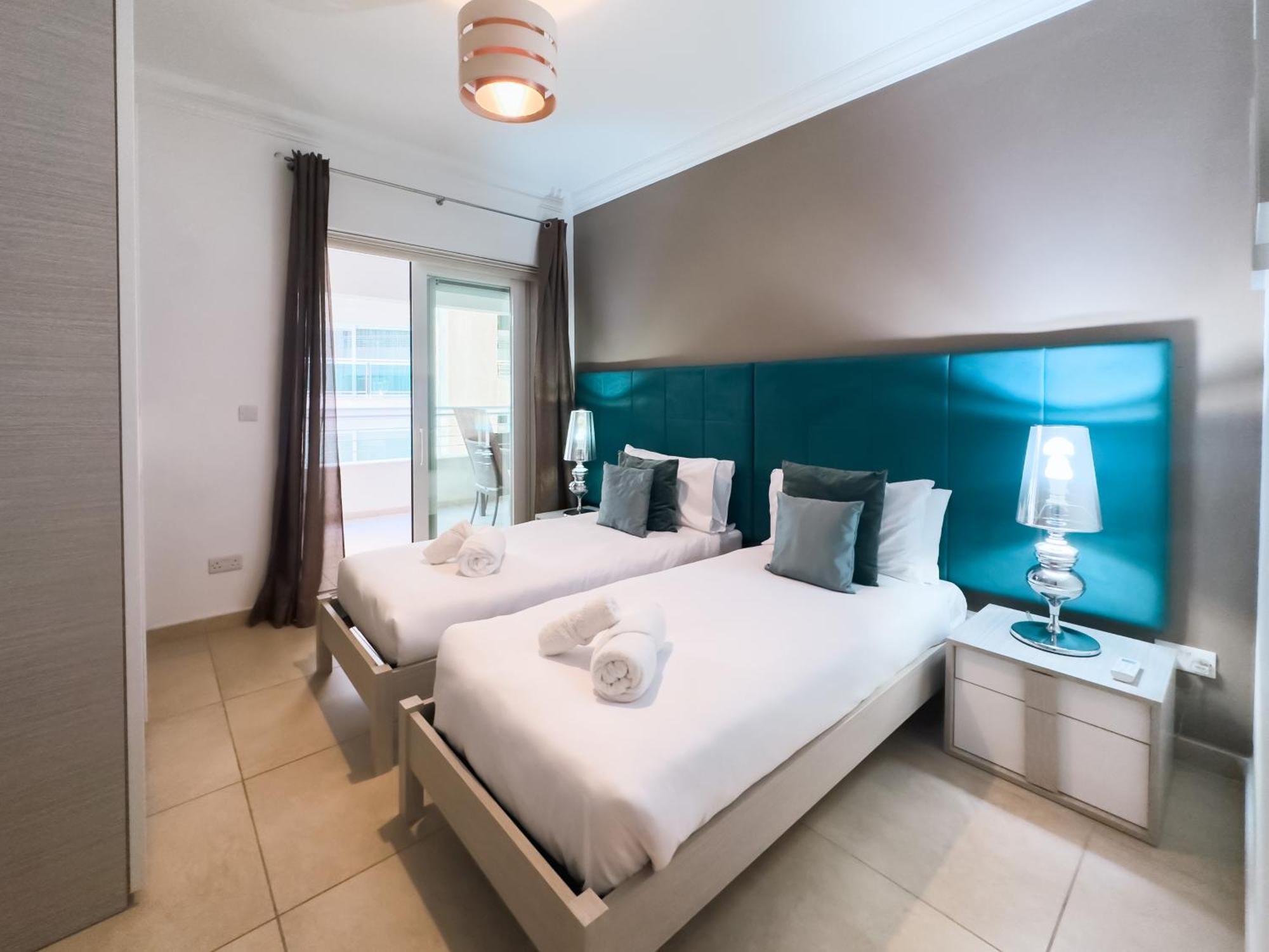 Luxury Seafront 3Br With Pool By Arcobnb Sliema Bagian luar foto