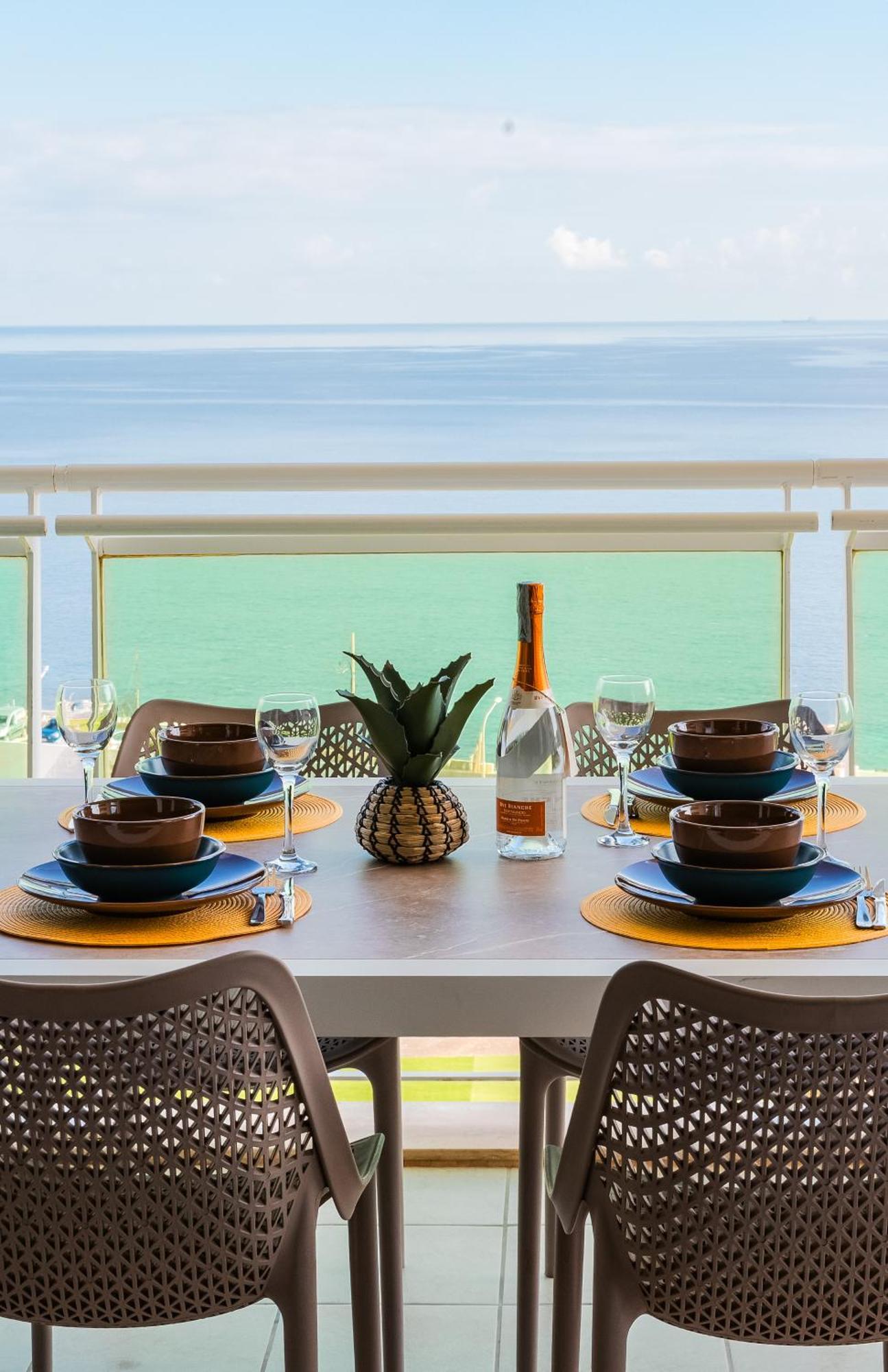 Luxury Seafront 3Br With Pool By Arcobnb Sliema Bagian luar foto